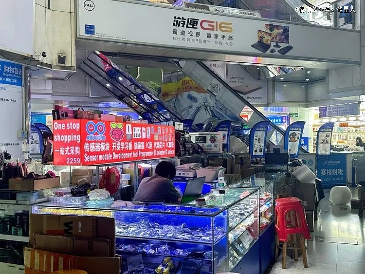 每个关注ai硬件落地的人，都该去一趟华强北