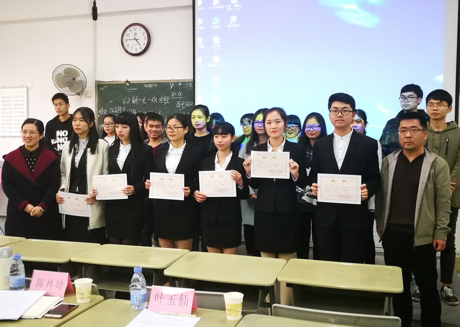 朋友念大学不仅没花钱，在宿舍开起了小卖铺，净利润一天400元
