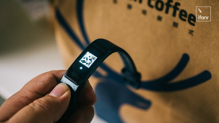 华为手环 3 pro 使用体验：它只想踏踏实实地做只好手环