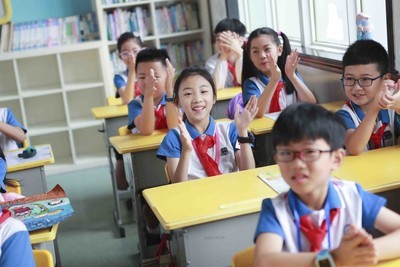 雨点儿教学设计及设计思路（《雨点儿》优秀教案）