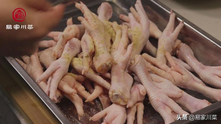 四川卤肉的做法及配料视频（四川麻辣卤味配方）