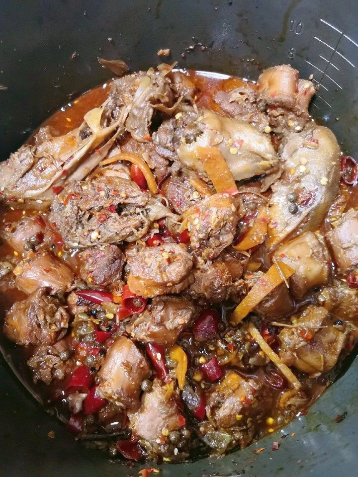 怎样卤鸭肠好吃（鸭脖要泡多久）