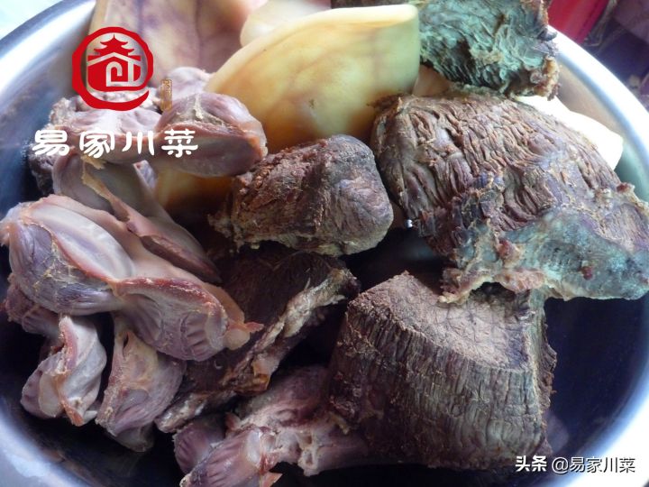 四川卤肉的做法及配料视频（四川麻辣卤味配方）